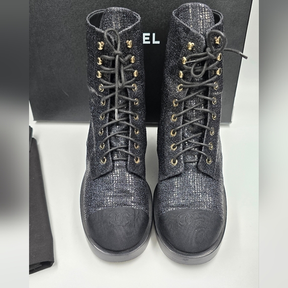Chanel 2022 interlocking CC logo combat boots. - Picture 3 of 9